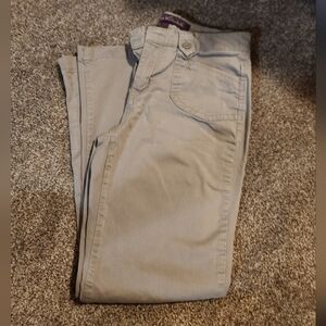 Gloria Vanderbilt pants. Sz P6. Khaki